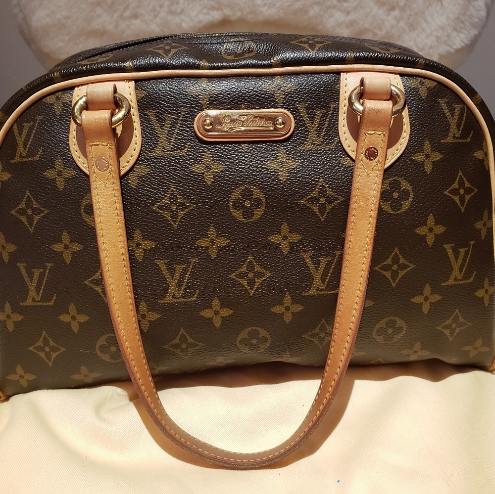 Louis Vuitton authentic monogram handbag